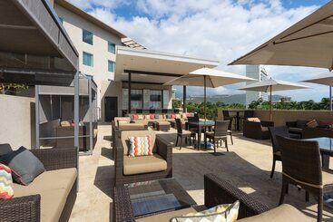هتل Courtyard By Marriott Kingston, Jamaica