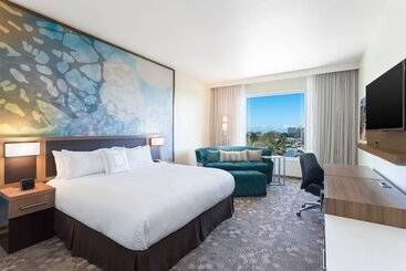 בית מלון כפרי Courtyard By Marriott Kingston, Jamaica