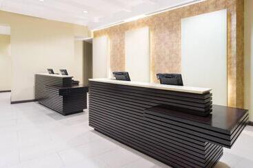 هتل Courtyard By Marriott Kingston, Jamaica