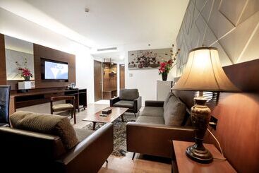 هتل Golden Tulip Pontianak