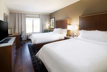هتل Hilton Garden Inn Longview