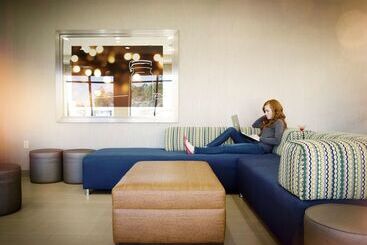 هتل Hilton Garden Inn Longview