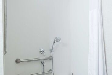 هتل Hilton Garden Inn Longview