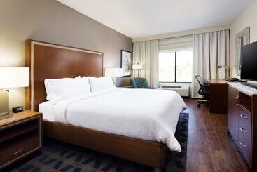هتل Hilton Garden Inn Longview