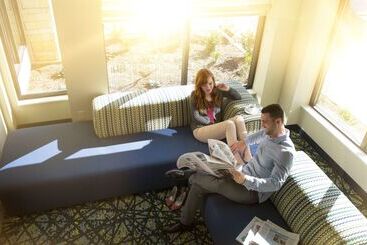 هتل Hilton Garden Inn Longview