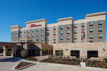 هتل Hilton Garden Inn Longview