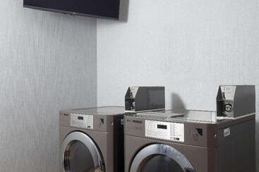 هتل Hilton Garden Inn Longview