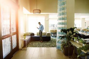 هتل Hilton Garden Inn Longview