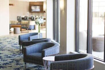 هتل Hilton Garden Inn Longview