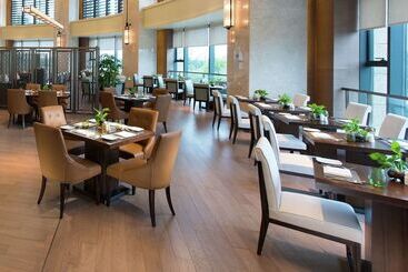 هتل Hilton Zhoushan