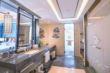 هتل Hilton Zhoushan