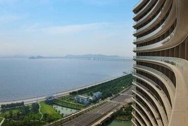 هتل Hilton Zhoushan