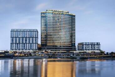 هتل Hilton Zhoushan