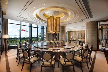 هتل Hilton Zhoushan