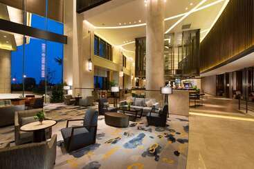 هتل Hilton Zhoushan