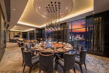 هتل Hilton Zhoushan