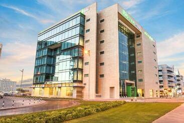 هتل Ibis Styles Dubai Jumeira