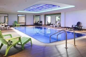 هتل Ibis Styles Dubai Jumeira