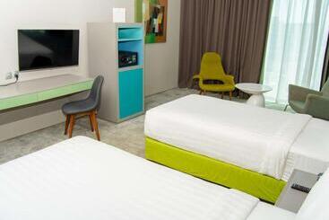 هتل Ibis Styles Dubai Jumeira