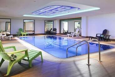 هتل Ibis Styles Dubai Jumeira