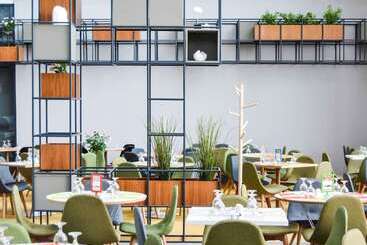 هتل Ibis Styles Dubai Jumeira