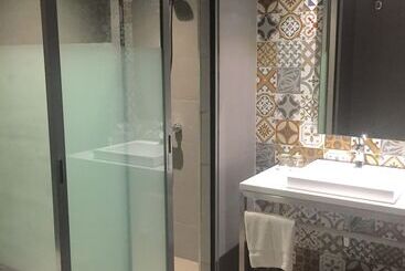 هتل Ibis Styles Dubai Jumeira