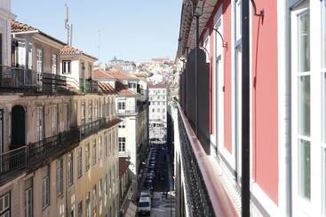 هتل Lis  Baixa