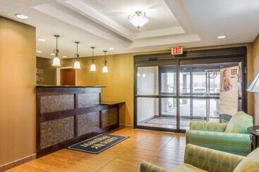 هتل Mainstay Suites Grand Island