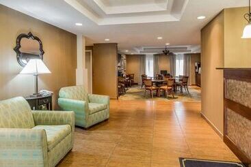 هتل Mainstay Suites Grand Island
