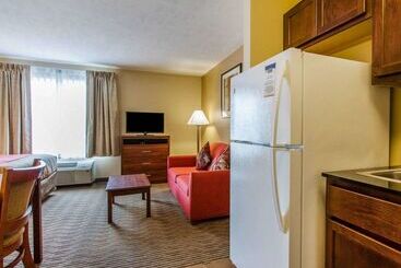 هتل Mainstay Suites Grand Island