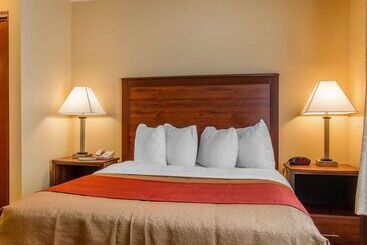 هتل Mainstay Suites Grand Island
