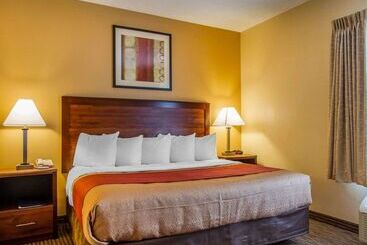 هتل Mainstay Suites Grand Island