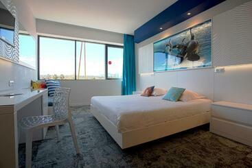 هتل Marineland Hôtel