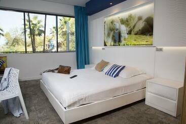 هتل Marineland Hôtel