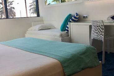 هتل Marineland Hôtel