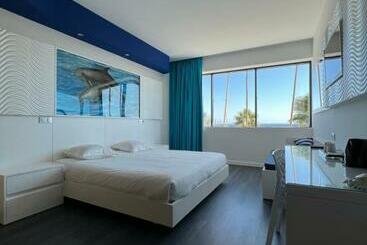 هتل Marineland Hôtel