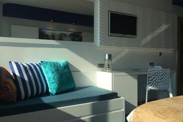 هتل Marineland Hôtel