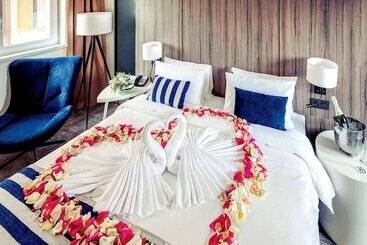 בית מלון כפרי Mercure Voronezh Center