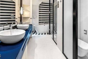 هتل Mercure Voronezh Center