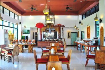 هتل Navatara Phuket Resort   Sha Extra Plus