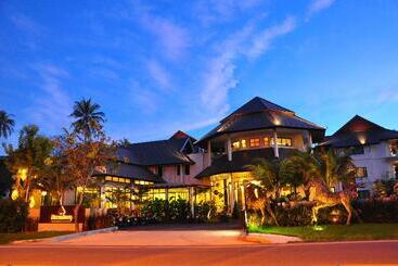 هتل Navatara Phuket Resort   Sha Extra Plus