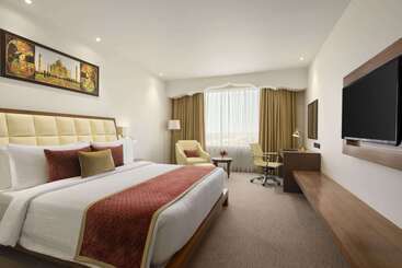 Saura Hotel, Agra   A Club Mahindra Associate