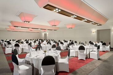 Saura Hotel, Agra   A Club Mahindra Associate