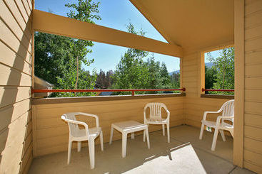 هتل Swan Mountain Resort