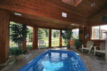 هتل Swan Mountain Resort