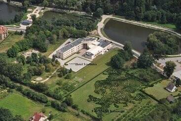 호텔 Trzebnica