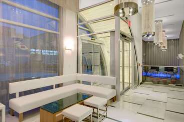 هتل Wyndham Garden Brooklyn Sunset Park
