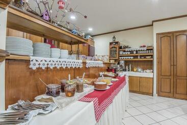 Marianna S Home Accommodation