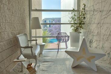 Marina Club Suite