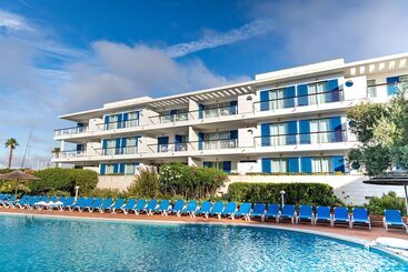 Marina Club Suite